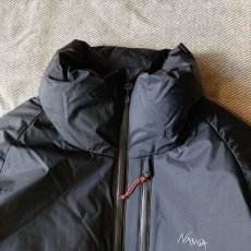 画像2: 【NANGA】AURORA STAND COLLAR DOWN JACKET / オーロラスタンドカラーダウンジャケット（BLACK） (2)