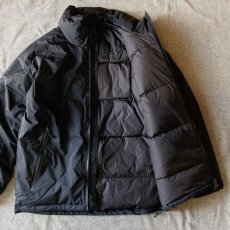 画像6: 【NANGA】AURORA STAND COLLAR DOWN JACKET / オーロラスタンドカラーダウンジャケット（BLACK） (6)