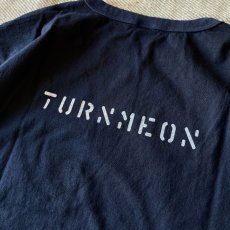 画像4: 【TURN ME ON ®】カットオフ 9部袖Tシャツ (2color) (4)