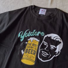 画像13: 【WILDERNESS EXPERIENCE / ウィルダネス エクスペリエンス】YOIDORE Beer Salaryman 半袖Tシャツ (2colors) (13)