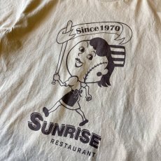 画像3: 【JHANKSON】SUNRISE RESTAURANT S/S TEE  (BEIGE) (3)