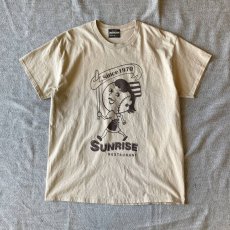 画像1: 【JHANKSON】SUNRISE RESTAURANT S/S TEE  (BEIGE) (1)