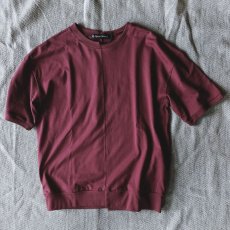 画像2: 【Upscape Audience】コーマ天竺アシンメトリークルーネック半袖オーバーサイズスウェットTee(2colors) (2)