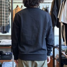 画像4: 【FRED PERRY/フレッドペリー】Crew Neck Sweatshirt（BLACK） (4)