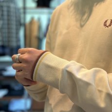 画像5: 【FRED PERRY/フレッドペリー】Crew Neck Sweatshirt（OATMEAL） (5)