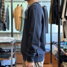 画像3: 【FRED PERRY/フレッドペリー】Crew Neck Sweatshirt（NAVY） (3)