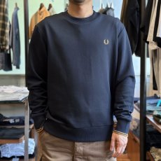 画像1: 【FRED PERRY/フレッドペリー】Crew Neck Sweatshirt（NAVY） (1)