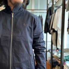 画像4: 【FRED PERRY/フレッドペリー】Harrington Jacket（NAVY） (4)