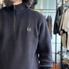 画像3: 【FRED PERRY/フレッドペリー】WAFFLE STITCH HALF ZIP JUMPER（BLACK） (3)