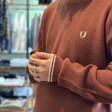 画像3: 【FRED PERRY/フレッドペリー】WAFFLE STITCH JUMPER（WHISKY BROWN） (3)