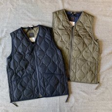 画像1: 【TAION/タイオン】MILITARY V NECK ZIP DOWNVEST(2colors) (1)