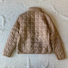 画像4: 【TAION/タイオン】DOWN × BOA REVERSIBLE MOUNTAIN JACKET (L.BROWN×BEIGE) (4)