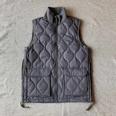 画像4: 【TAION/タイオン】MILITARY V RIB HINECK ZIP DOWNVEST (3colors) (4)