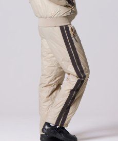 画像2: 【TAION/タイオン】JAPAN SPECIAL TRACK DOWN PANTS (GREY BEIGE × GREY) (2)