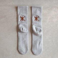 画像2: 【TURN ME ON ®】トラロゴ刺繍ソックス（GRAY） (2)