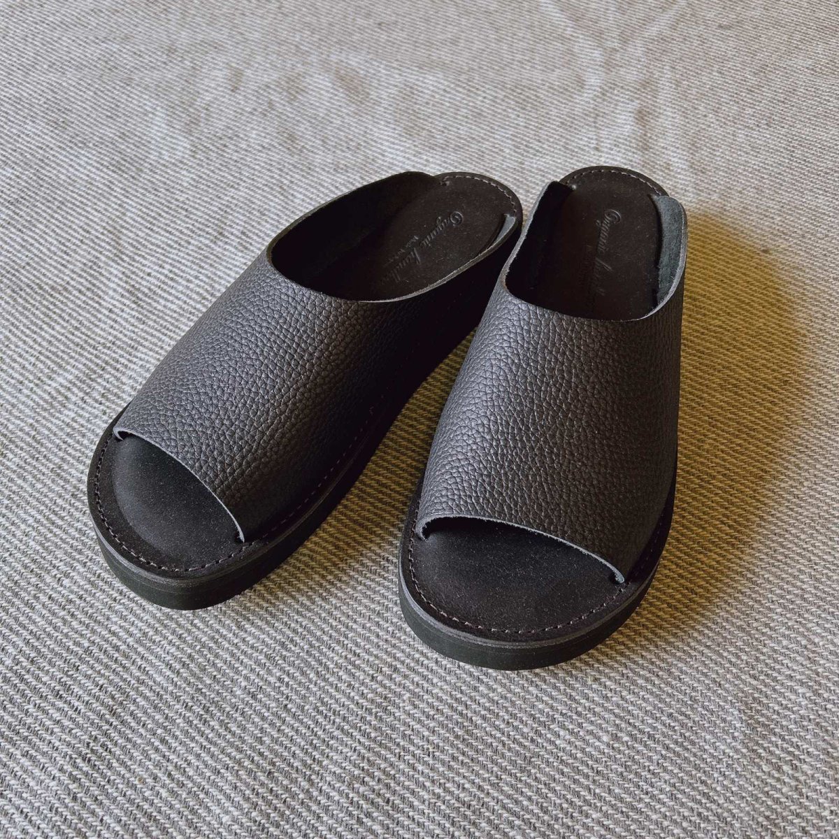 画像1: 【Organic handroom】RICHT リヒト サンダル (BLACK) (1)