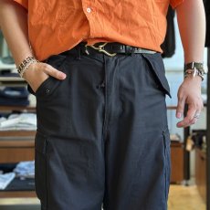 画像2: 【アメリカ軍】M-65 フィールドパンツ リプロダクト (BLACK) (2)