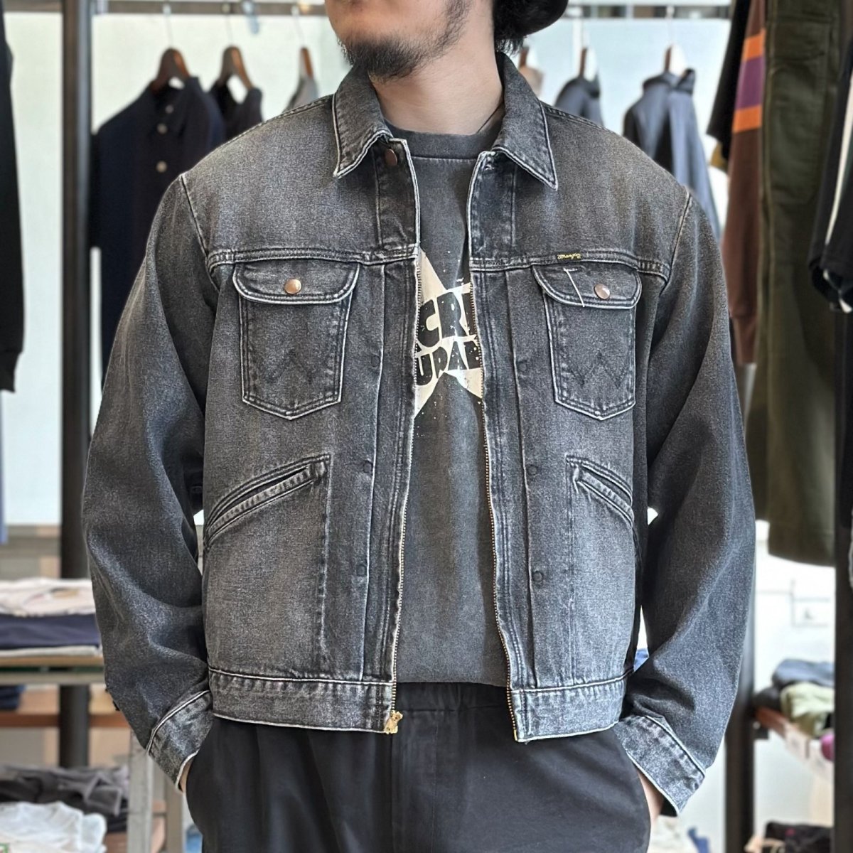 画像1: 【Wrangler/ラングラー】70's US ORIGINALS 復刻モデル / 24MJZ デニムジャケット（BLACK） (1)