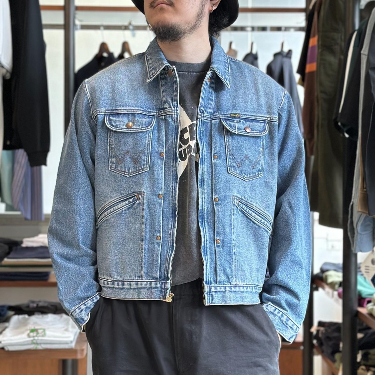 画像1: 【Wrangler/ラングラー】70's US ORIGINALS 復刻モデル / 24MJZ デニムジャケット（USED WASH） (1)