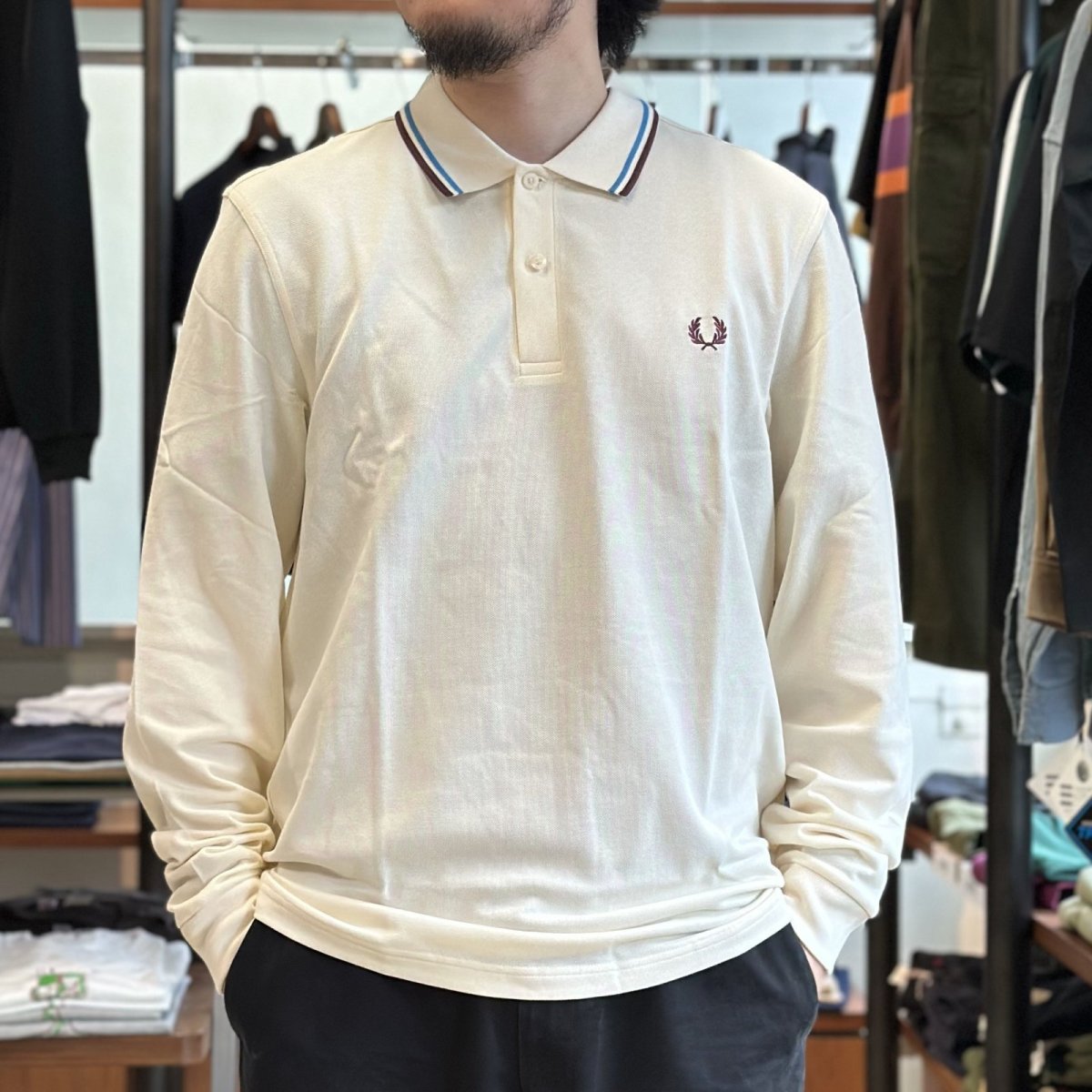 画像1: 【FRED PERRY/フレッドペリー】LS TWIN TIPPED FREDPERRY Shirt（Z46：ECRU / COURT BLUE / OX BLOOD） (1)