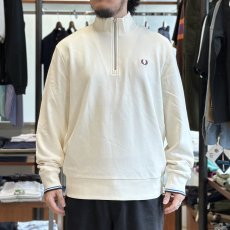 画像1: 【FRED PERRY/フレッドペリー】Half Zip Sweatshirt（Z46：ECRU / COURT BLUE / OX BLOOD） (1)