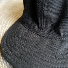 画像3: 【HIGHER/ハイヤー】FRENCH OXFORD CINCH BUCKLE CAP (BLACK) (3)