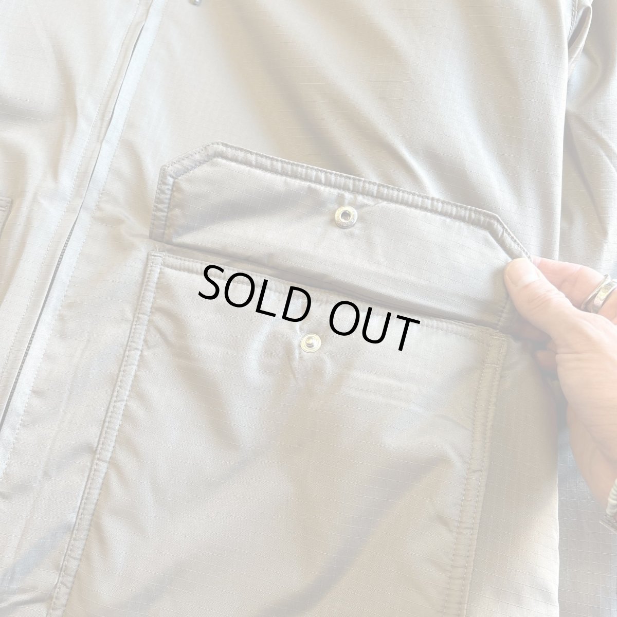 画像7: 【TAION/タイオン】NONDOWN MILITARY REVERSIBLE BOA HOODIE (L.MOCHA×BEIGE) (7)