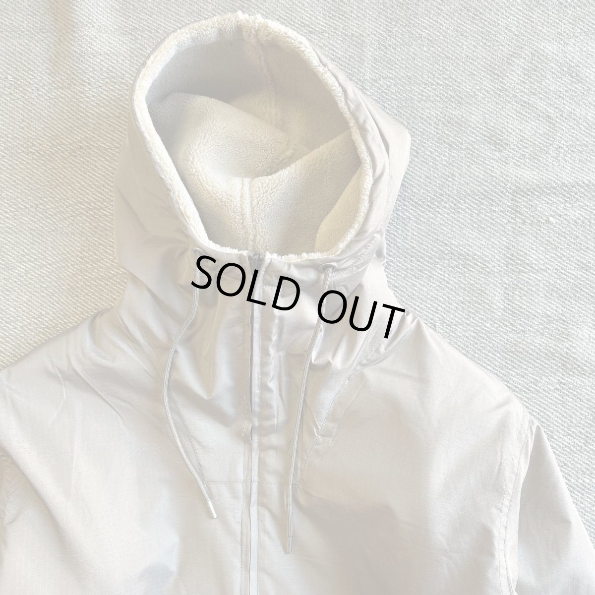 画像3: 【TAION/タイオン】NONDOWN MILITARY REVERSIBLE BOA HOODIE (L.MOCHA×BEIGE) (3)