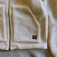 画像10: 【TAION/タイオン】NONDOWN MILITARY REVERSIBLE BOA HOODIE (L.MOCHA×BEIGE) (10)