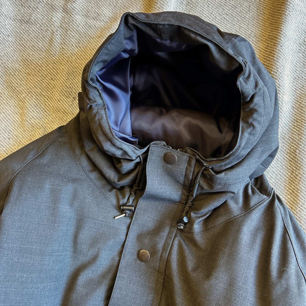 画像2: 【melple/メイプル】Monterey Classic Parka Hybrid Tropical（CHARCOAL） (2)