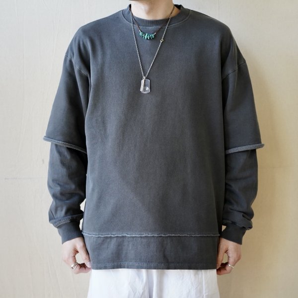 【Revo.】ピグメント加工 フェイクレイヤード スウェット (2color) が入荷しました。