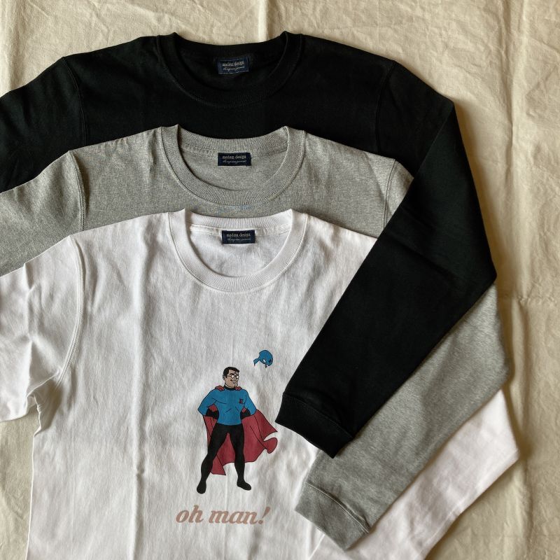 【modemdesign/モデムデザイン】ホリデーヒーローロングスリーブ Tシャツ(3colors)