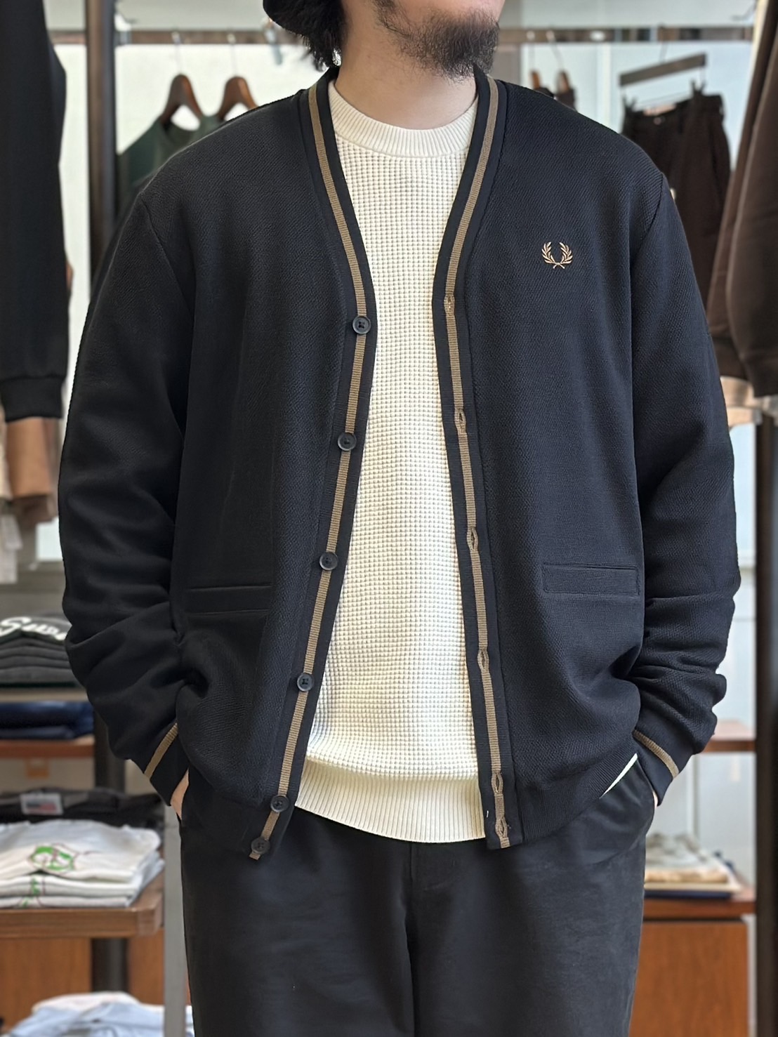 Fred Perry(フレッドペリー) カーディガン 中古・古着通販】FRED PERRY (フレッドペリー) ニット