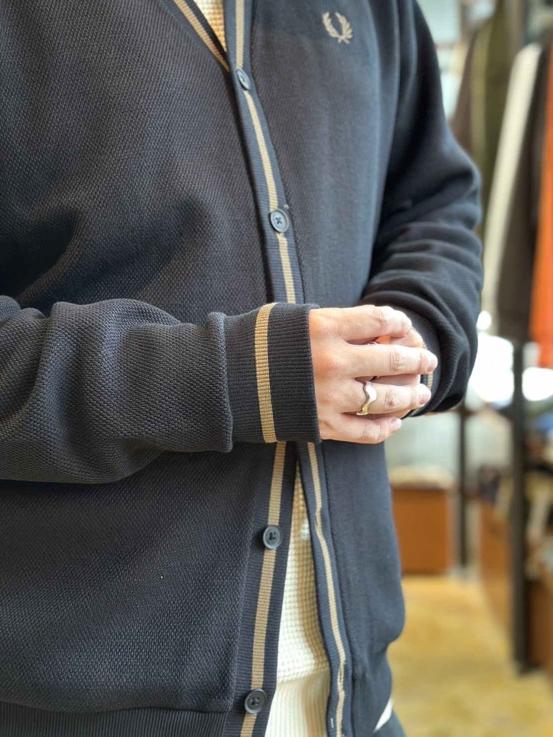 Fred Perry(フレッドペリー) カーディガン 中古・古着通販】FRED PERRY (フレッドペリー) ニット